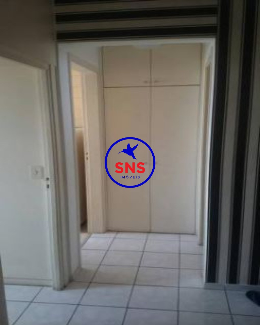 Apartamento à venda com 1 quarto, 44m² - Foto 2