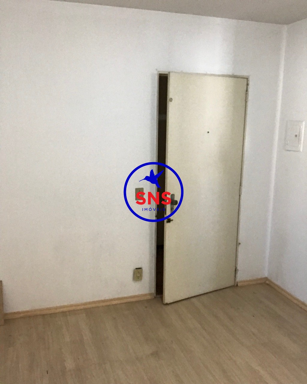 Apartamento à venda com 1 quarto, 35m² - Foto 2