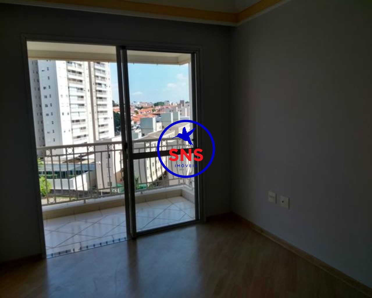 Apartamento à venda com 3 quartos, 136m² - Foto 2