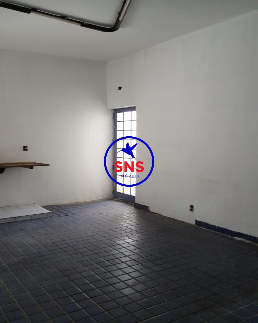 Casa à venda e aluguel com 2 quartos, 160m² - Foto 9