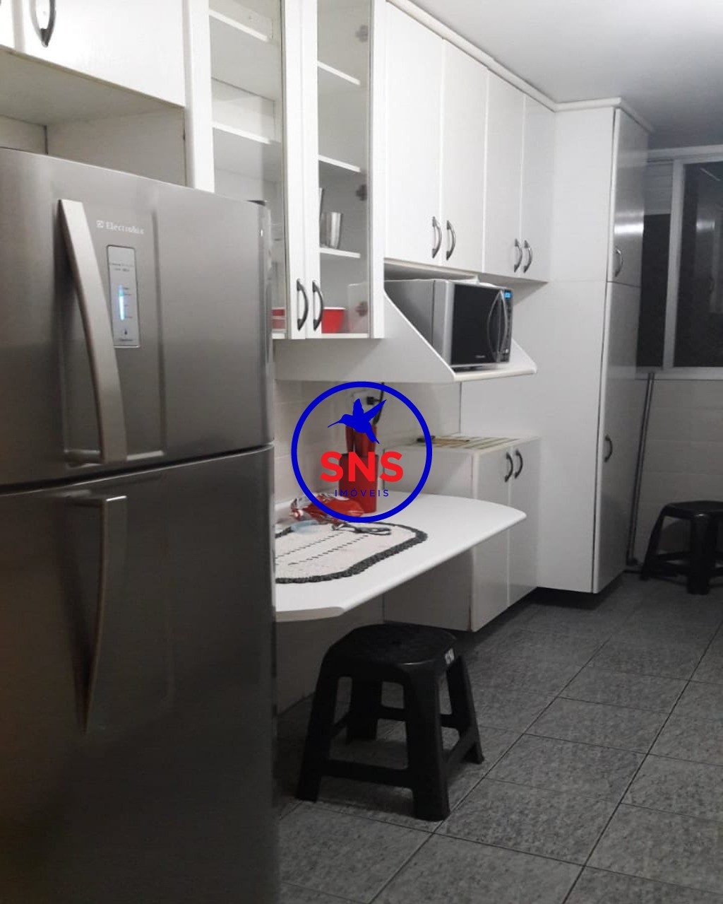 Apartamento à venda com 3 quartos, 79m² - Foto 3