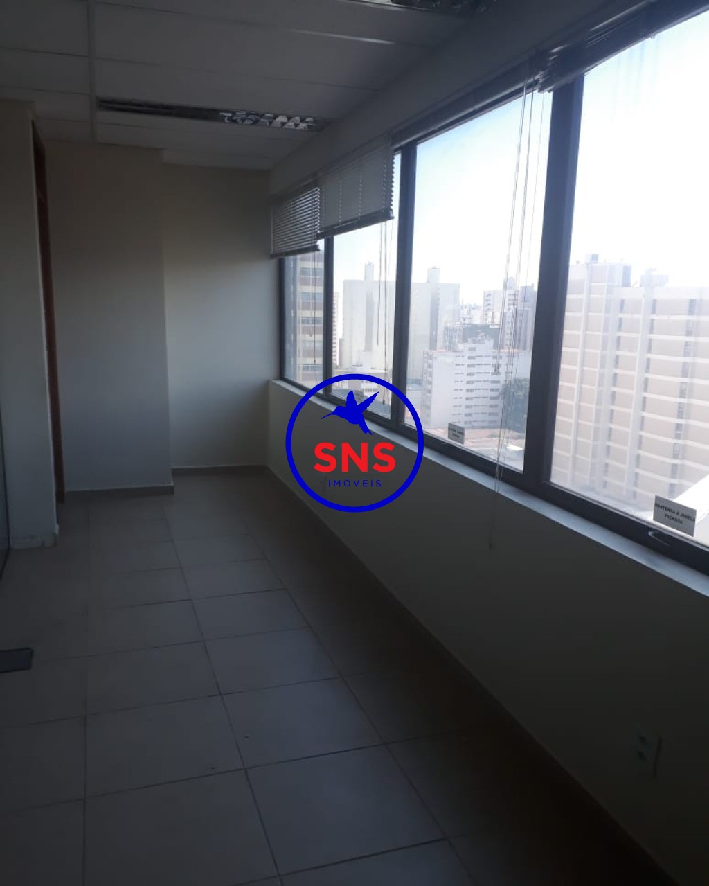 Conjunto Comercial-Sala para alugar, 250m² - Foto 17