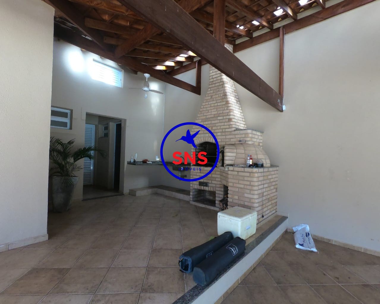 Casa à venda com 3 quartos, 306m² - Foto 14