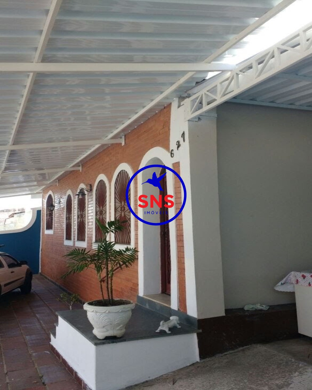 Casa à venda com 3 quartos, 250m² - Foto 2