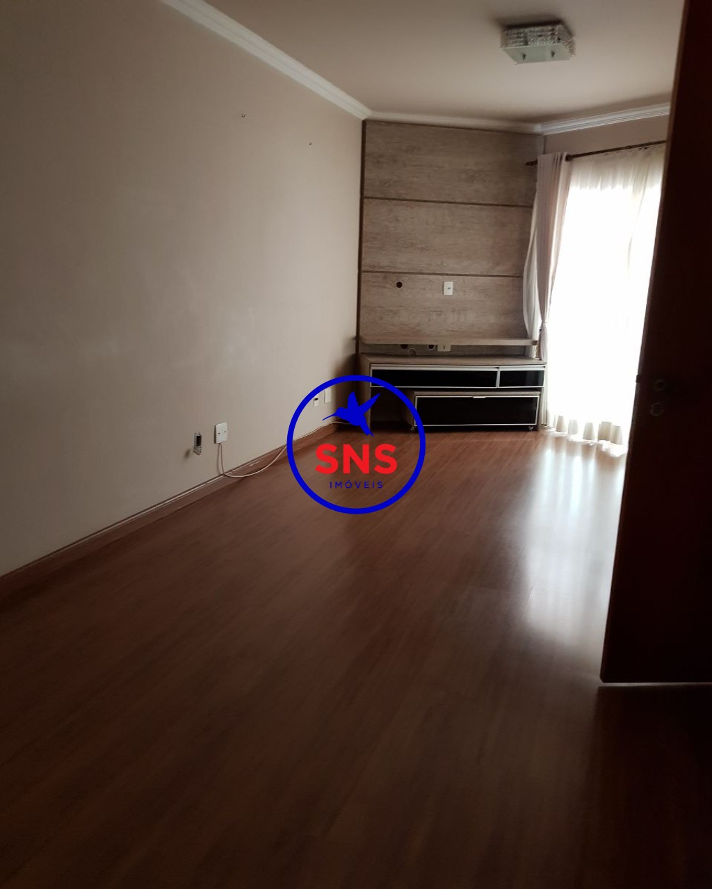 Apartamento à venda com 2 quartos, 70m² - Foto 1