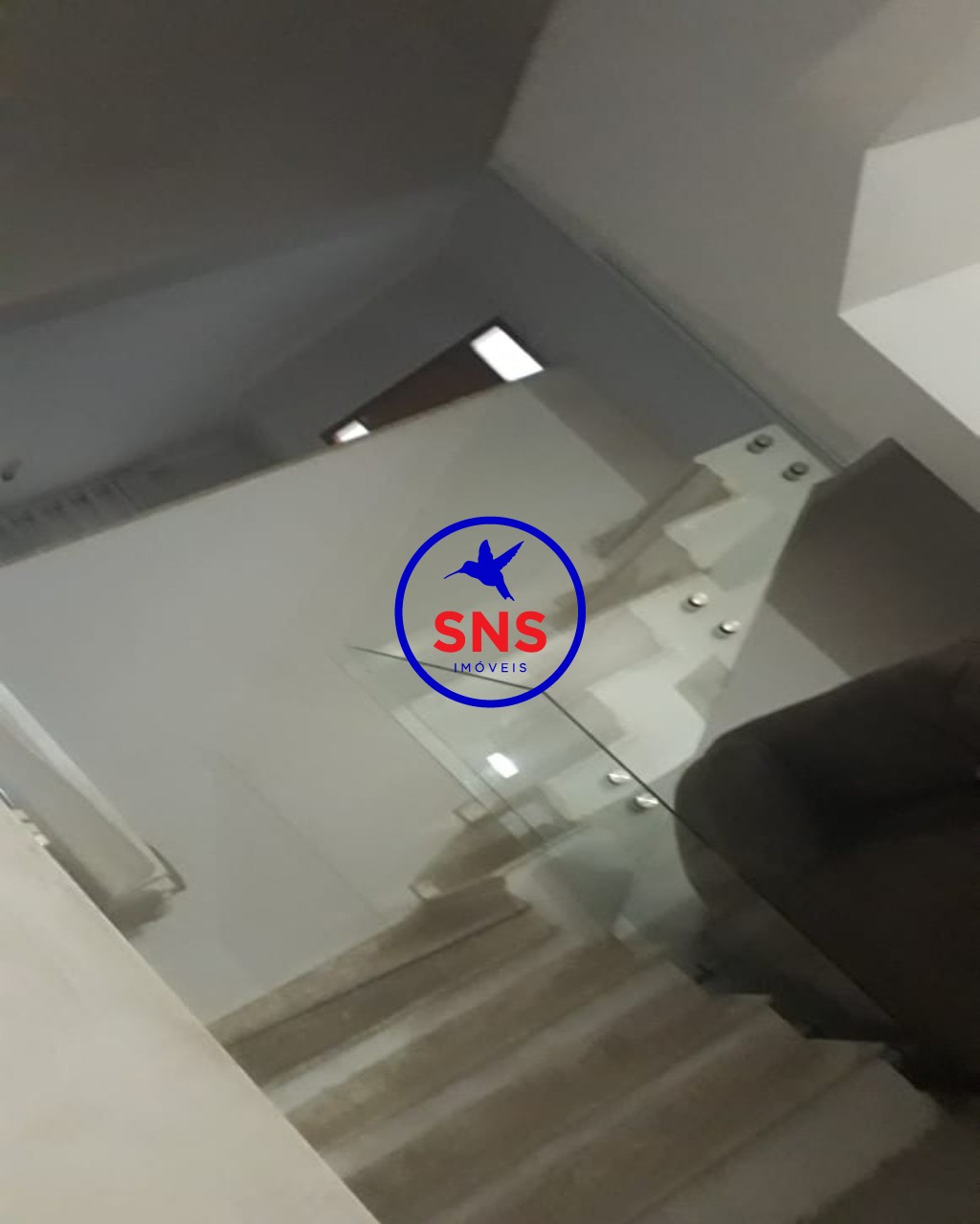 Casa à venda com 3 quartos, 220m² - Foto 8