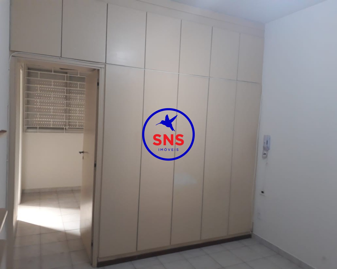 Apartamento à venda com 1 quarto, 40m² - Foto 2