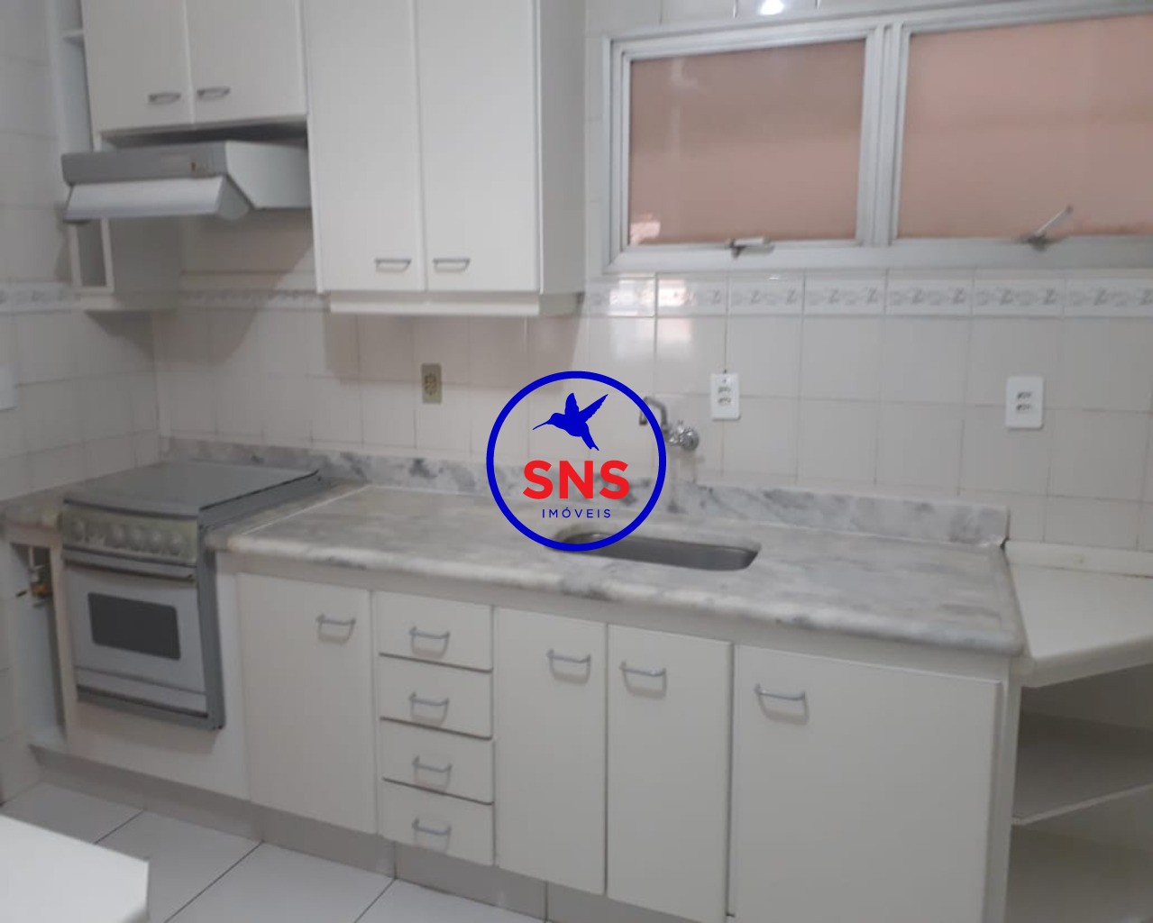 Apartamento à venda com 2 quartos, 75m² - Foto 19