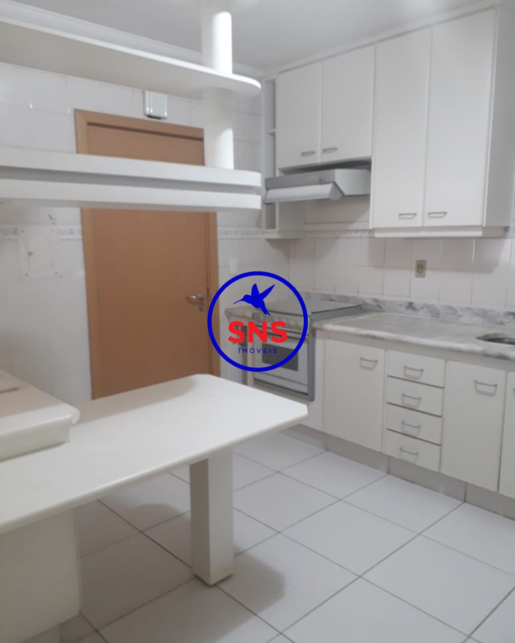 Apartamento à venda com 2 quartos, 75m² - Foto 18