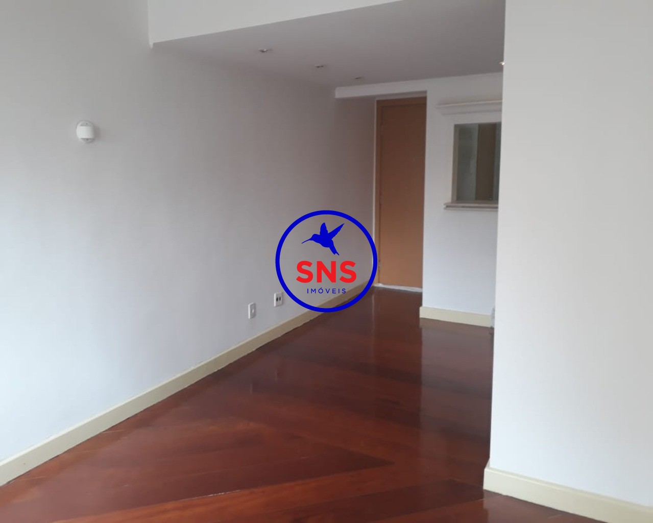 Apartamento à venda com 2 quartos, 75m² - Foto 25