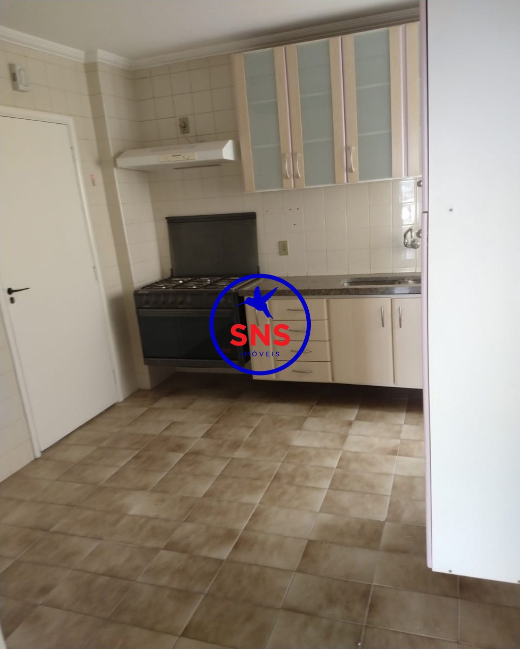 Apartamento à venda com 3 quartos, 95m² - Foto 4