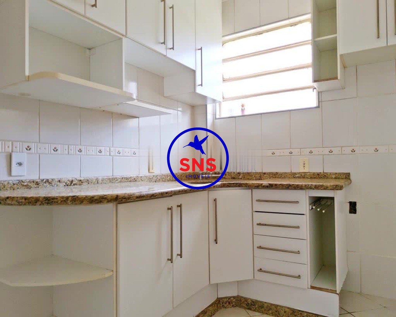 Apartamento à venda com 3 quartos, 76m² - Foto 8