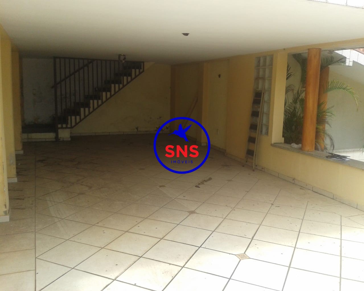 Sobrado à venda com 4 quartos, 300m² - Foto 2