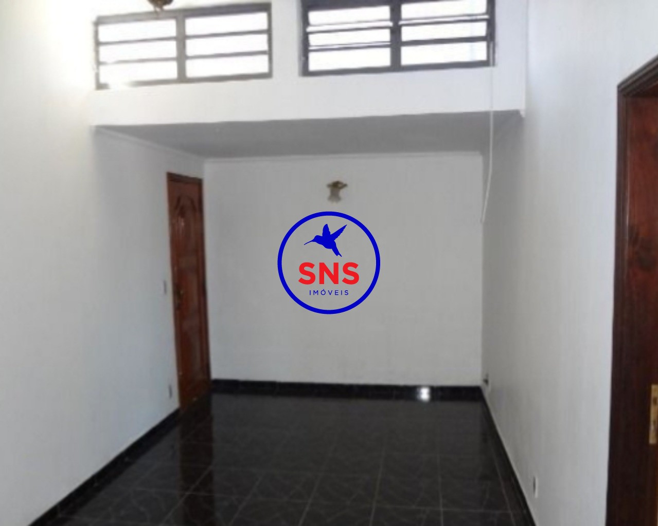 Casa à venda com 2 quartos, 90m² - Foto 3