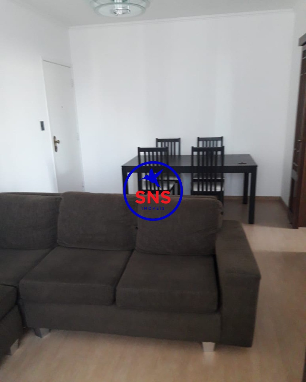 Apartamento à venda com 1 quarto, 61m² - Foto 2