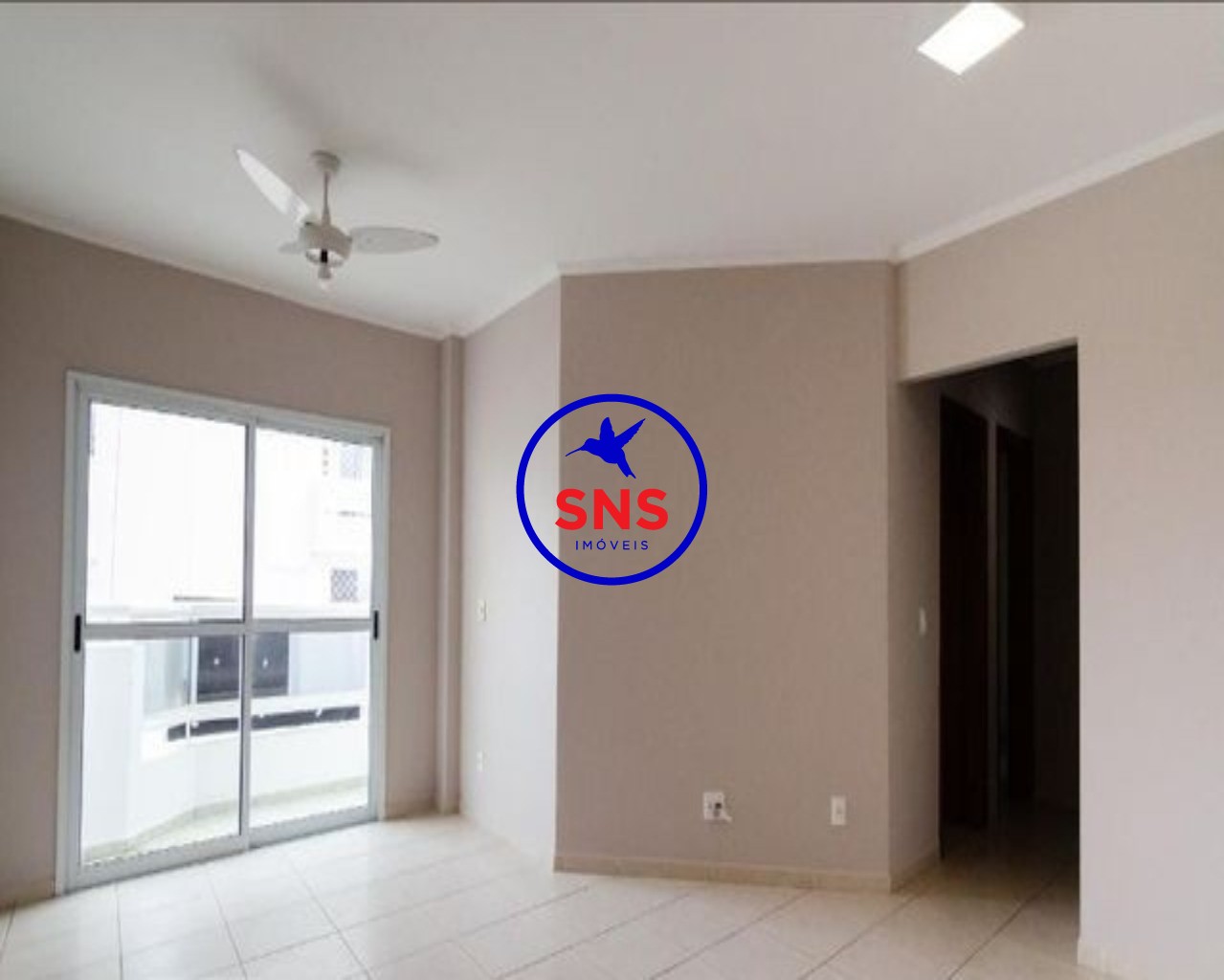 Apartamento à venda com 3 quartos, 78m² - Foto 3