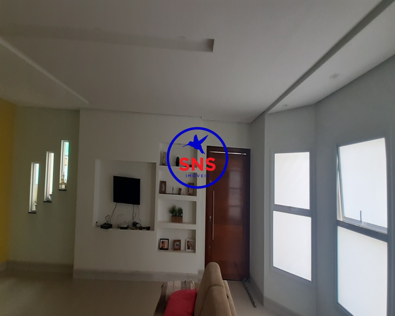 Casa à venda com 3 quartos, 315m² - Foto 2