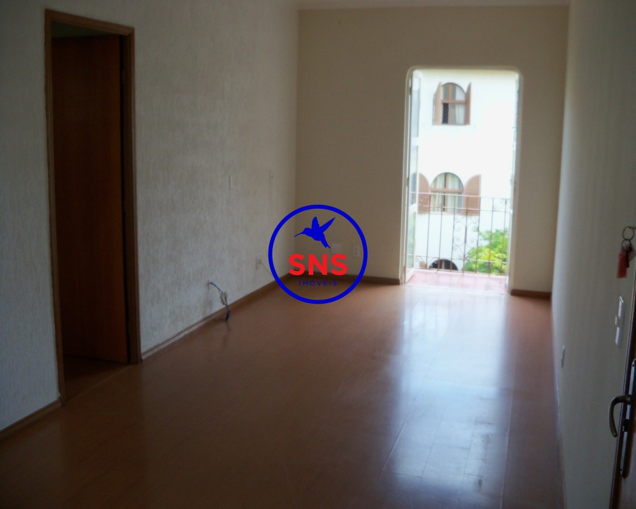 Apartamento à venda com 3 quartos, 74m² - Foto 1