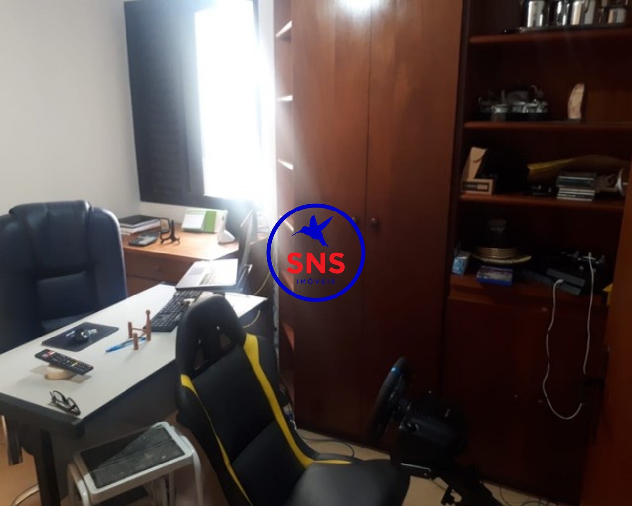 Apartamento à venda com 3 quartos, 100m² - Foto 2