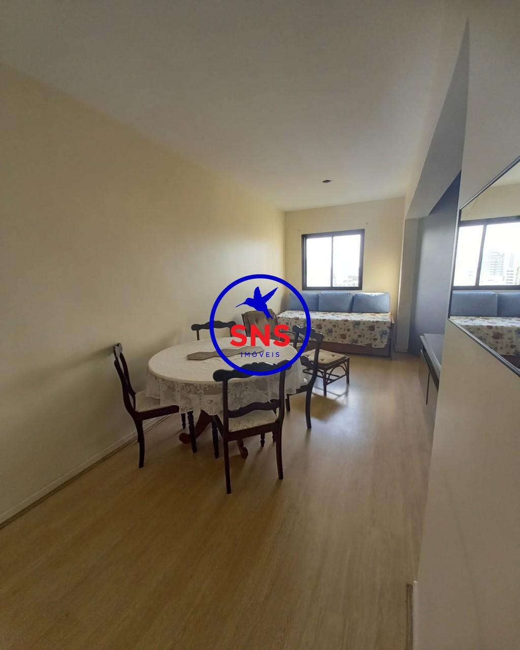 Apartamento à venda com 1 quarto, 52m² - Foto 2