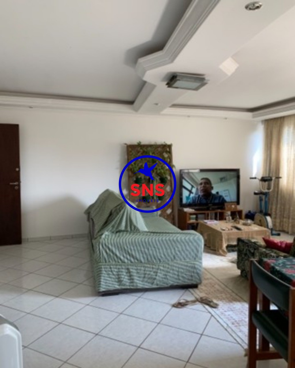 Apartamento à venda com 3 quartos, 110m² - Foto 1