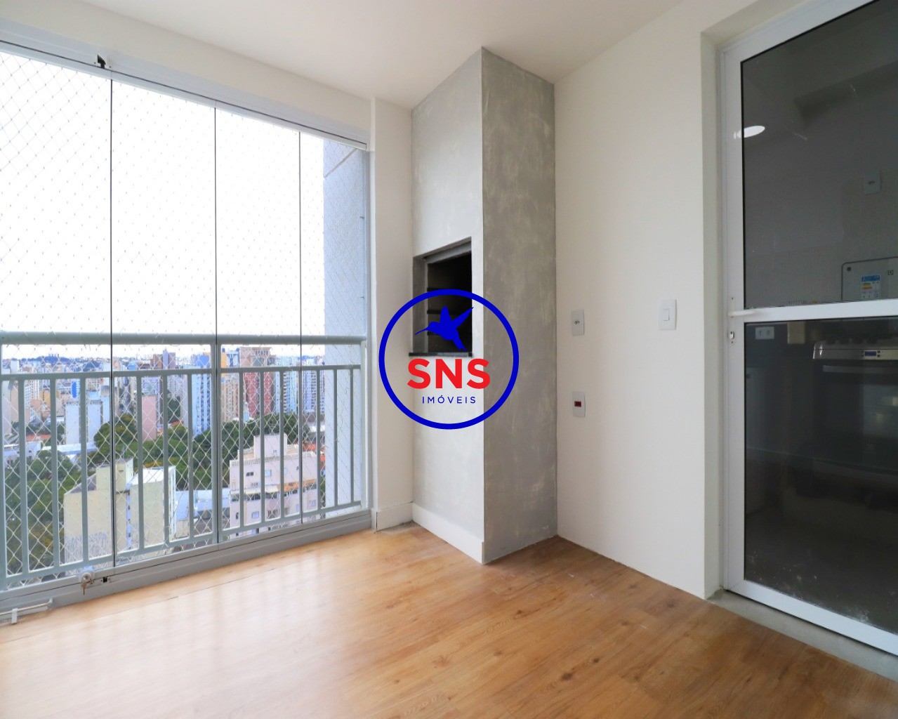 Apartamento à venda com 3 quartos, 81m² - Foto 2