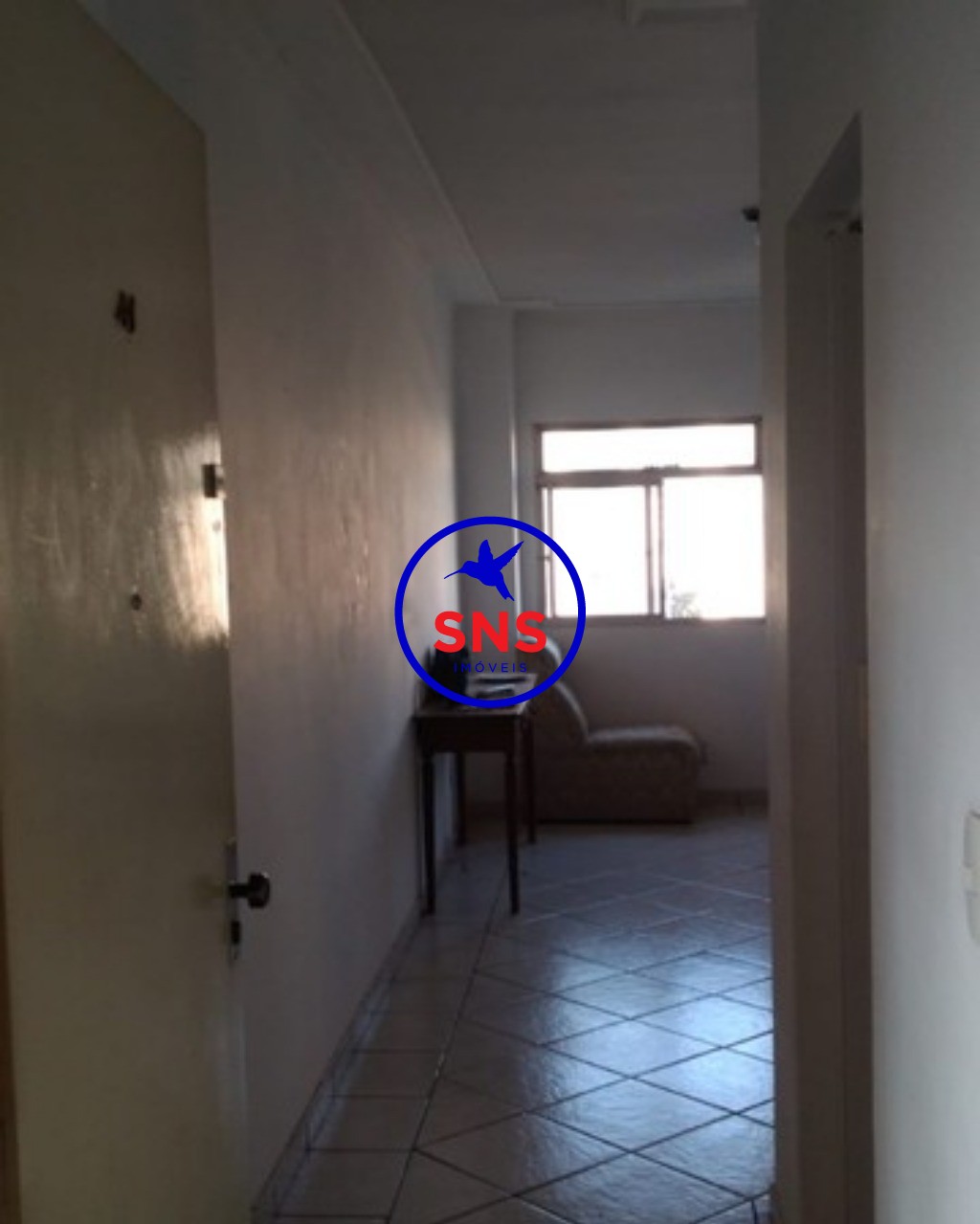 Apartamento à venda com 1 quarto, 42m² - Foto 1