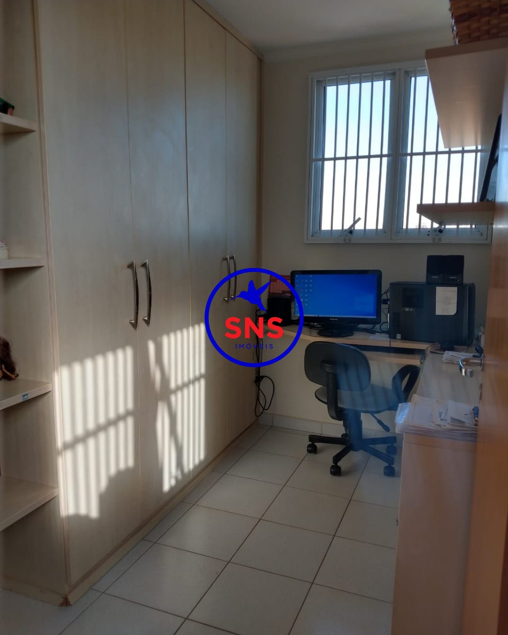 Apartamento à venda com 4 quartos, 215m² - Foto 10