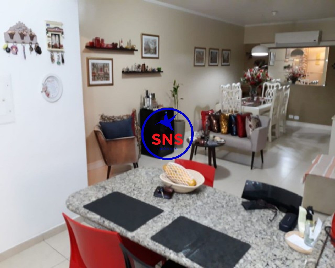 Apartamento à venda com 3 quartos, 136m² - Foto 1