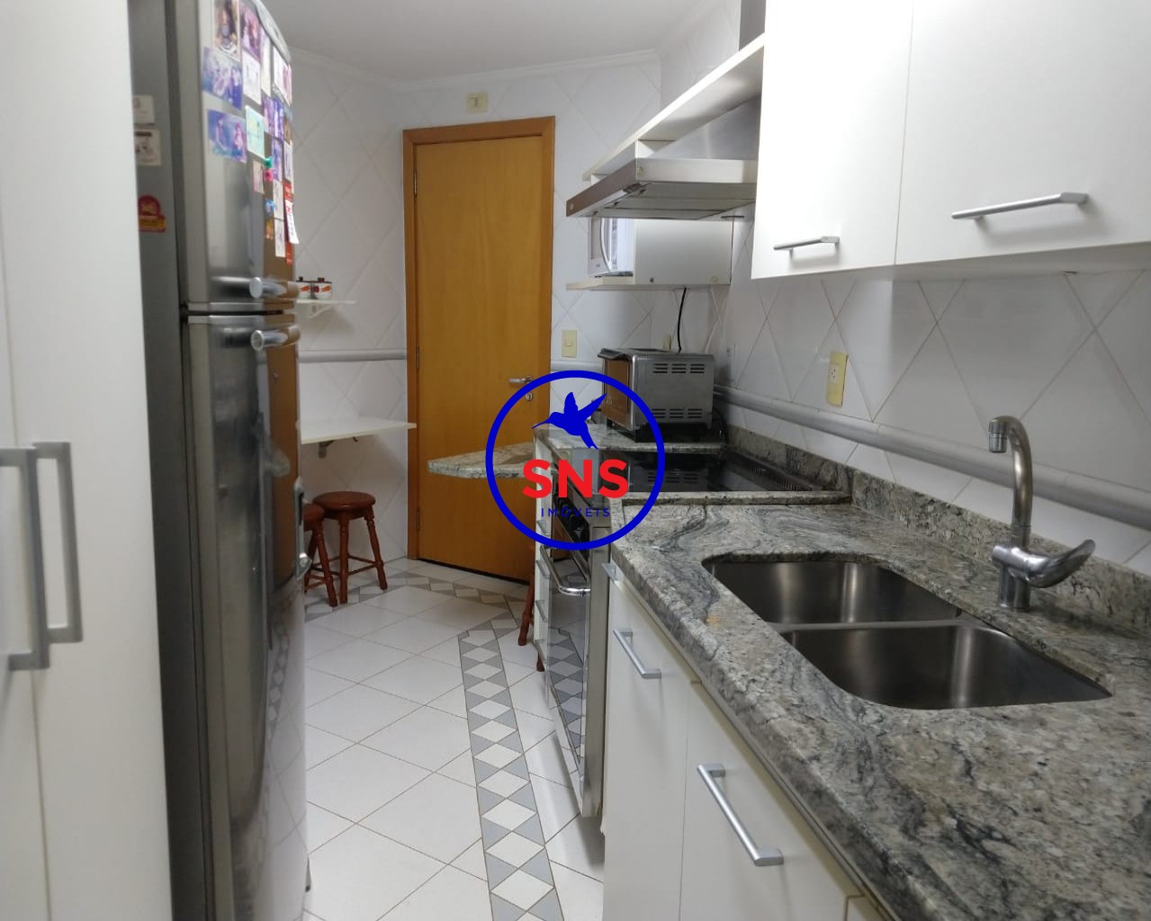 Apartamento à venda com 4 quartos, 215m² - Foto 7