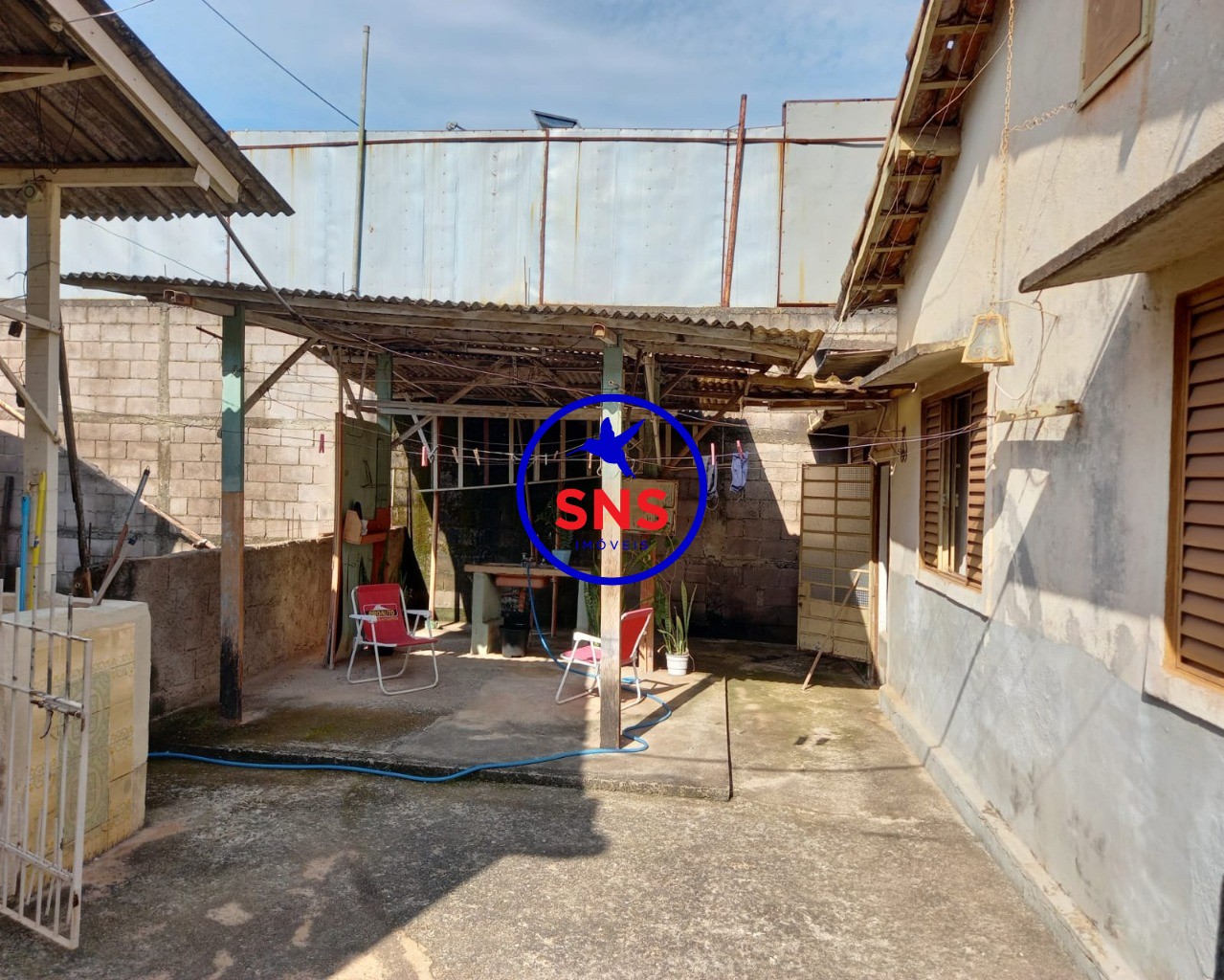 Casa à venda com 4 quartos, 121m² - Foto 24