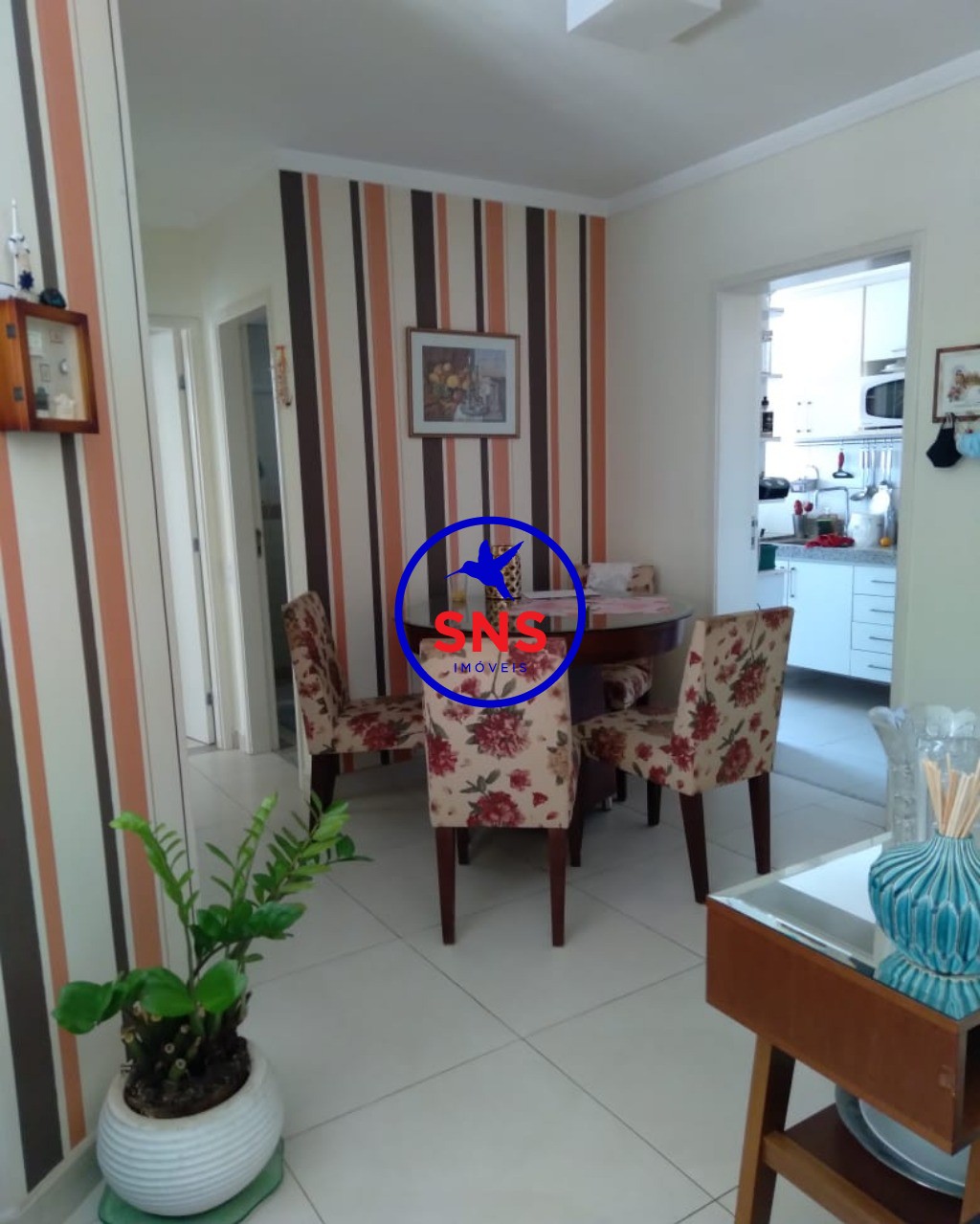 Apartamento à venda com 2 quartos, 80m² - Foto 4