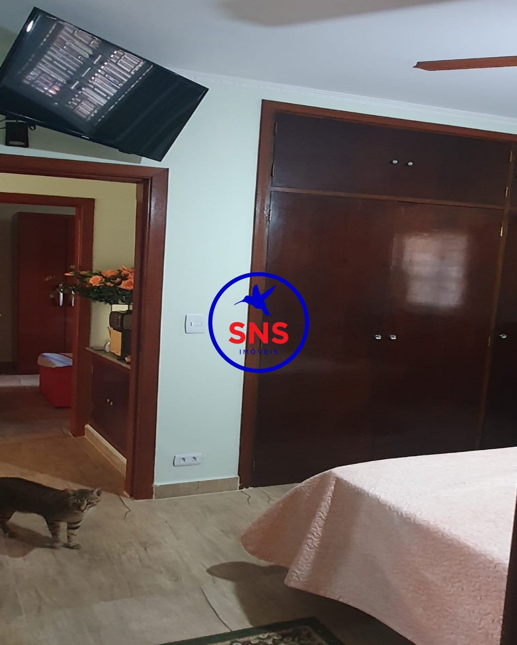 Casa à venda com 4 quartos, 220m² - Foto 18