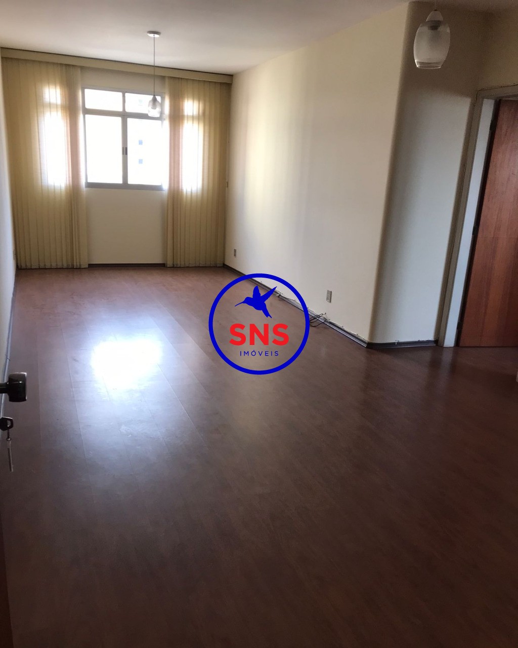 Apartamento à venda com 2 quartos, 80m² - Foto 1