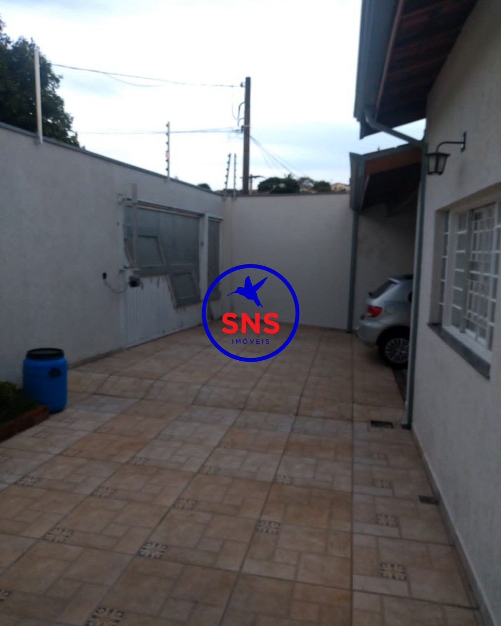 Casa à venda com 2 quartos, 200m² - Foto 2