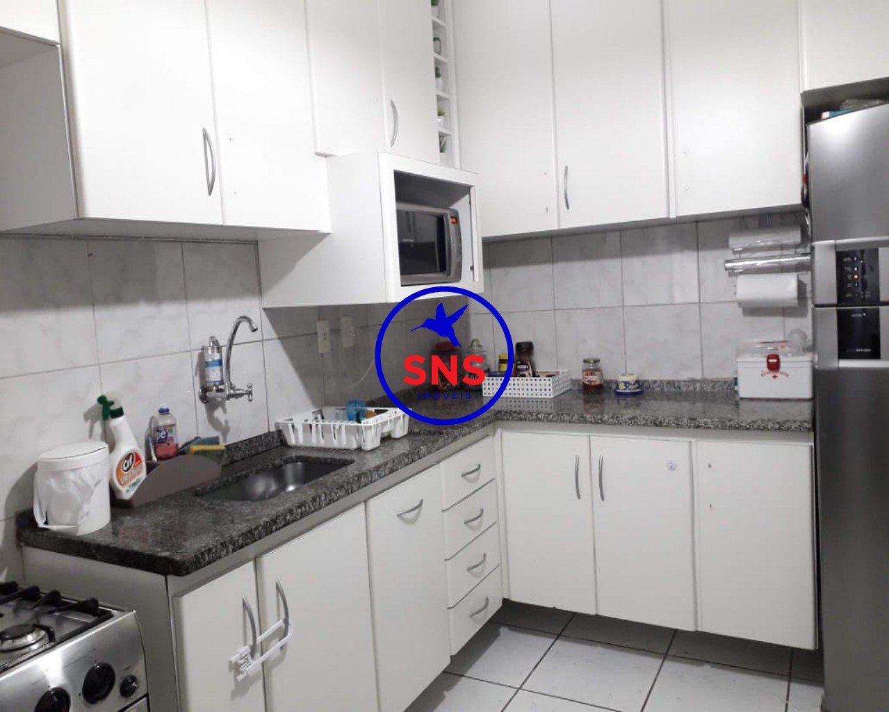 Apartamento à venda com 2 quartos, 64m² - Foto 11