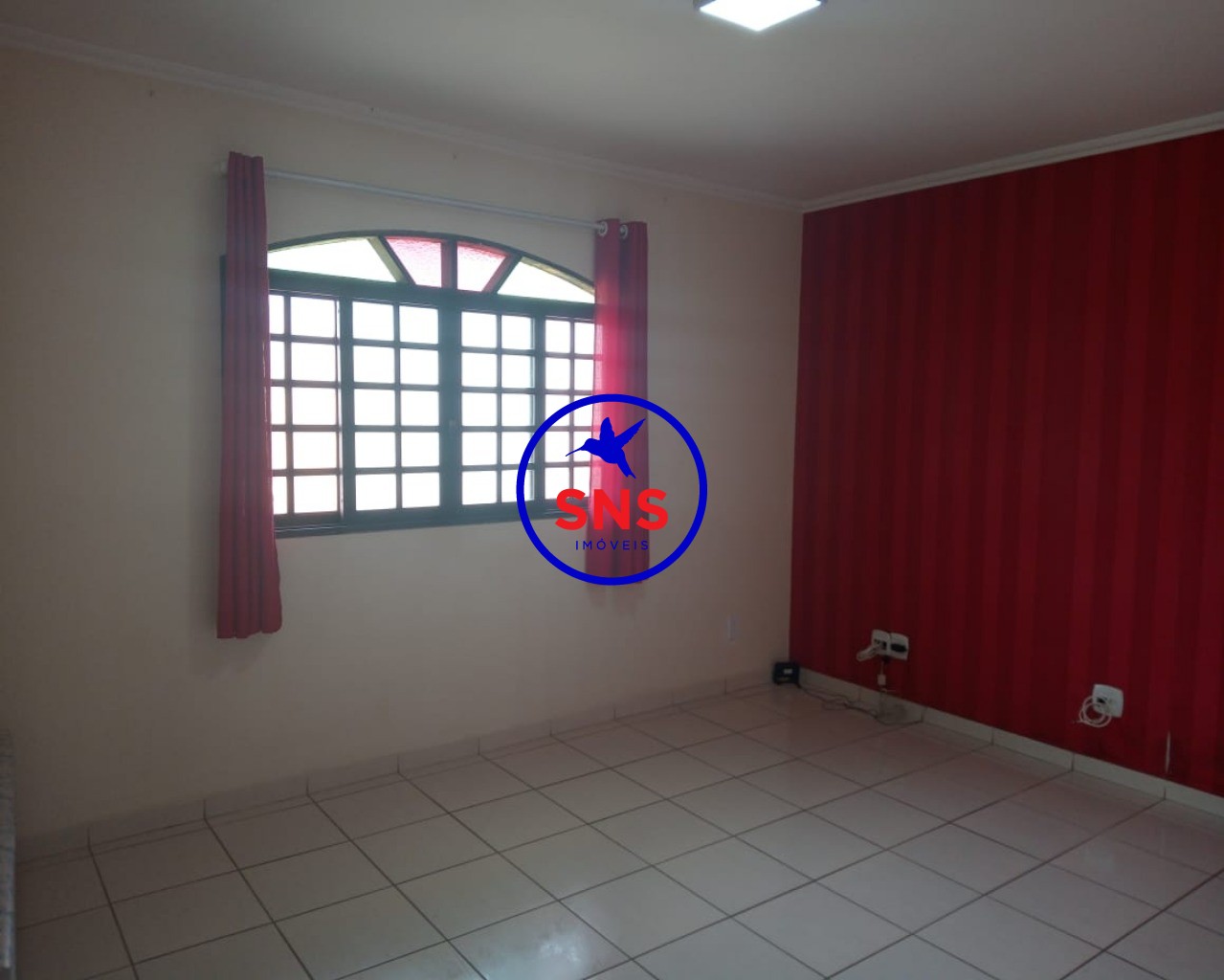 Casa à venda com 3 quartos, 180m² - Foto 4