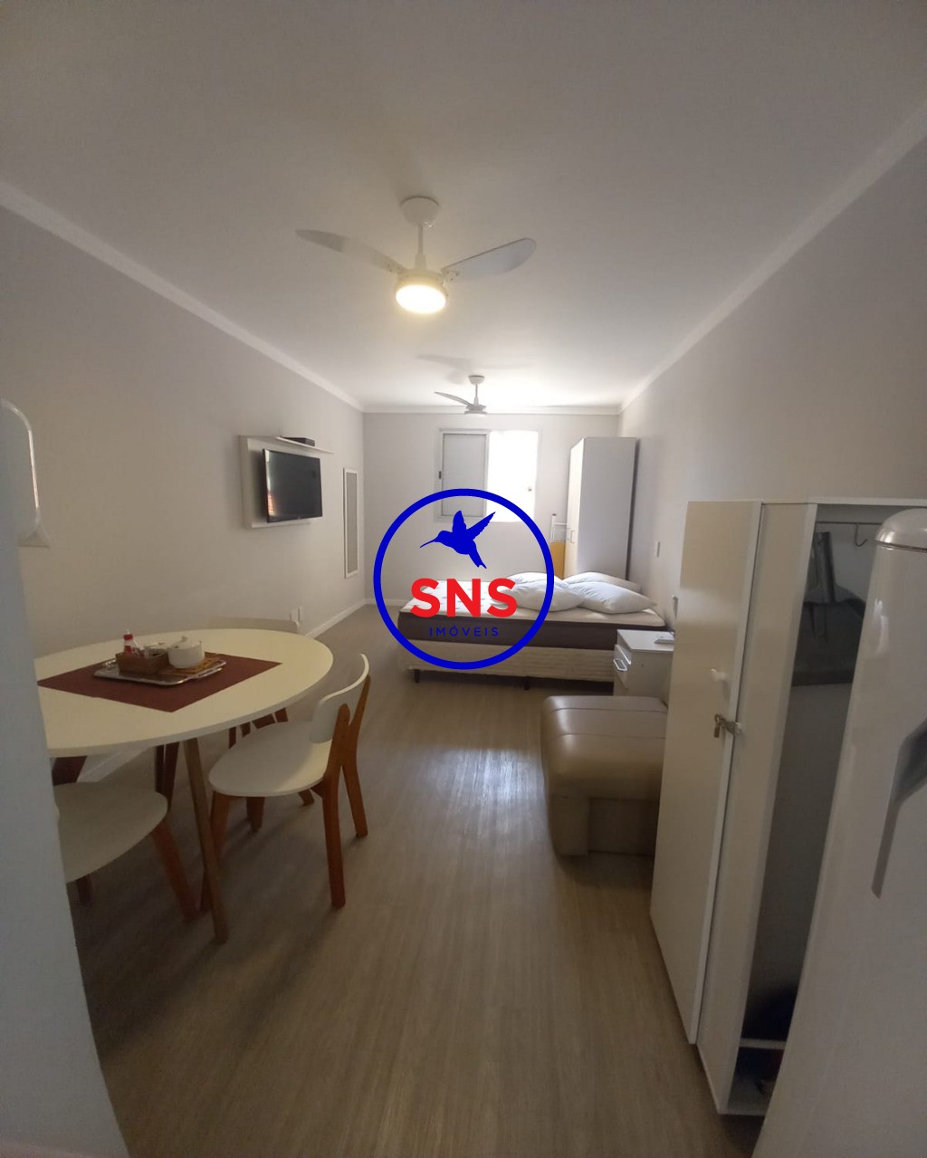 Apartamento à venda com 1 quarto, 40m² - Foto 5