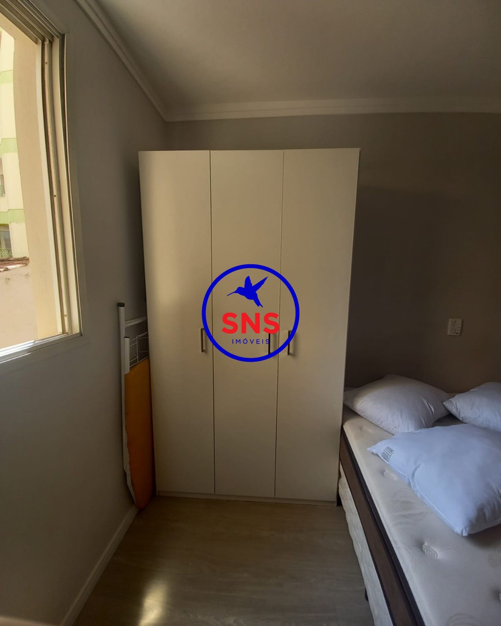 Apartamento à venda com 1 quarto, 40m² - Foto 2