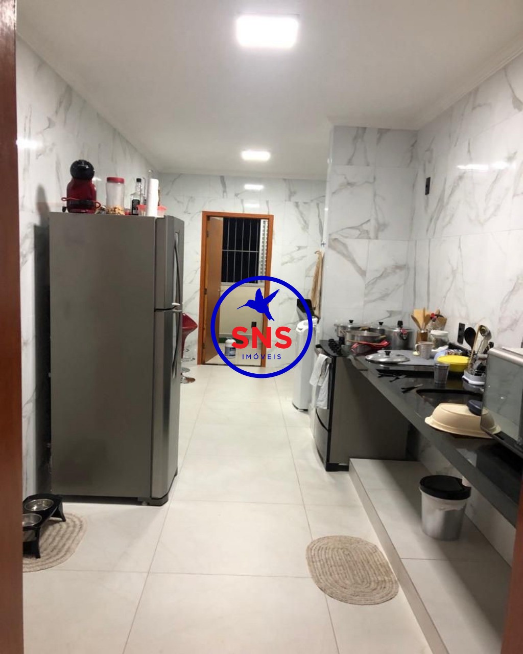 Apartamento à venda com 3 quartos, 190m² - Foto 4