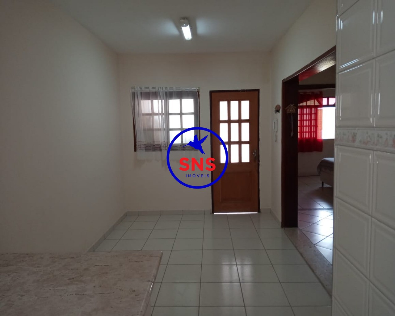 Casa à venda com 3 quartos, 180m² - Foto 3