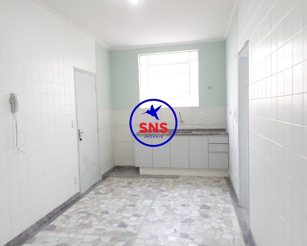 Apartamento à venda com 3 quartos, 100m² - Foto 4