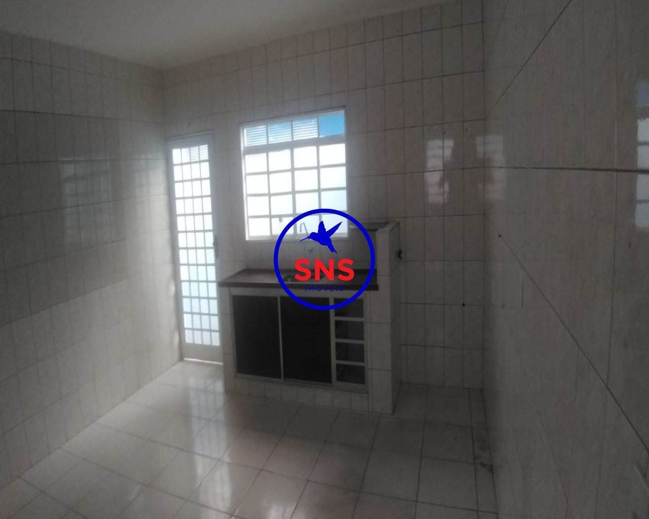 Casa à venda com 4 quartos, 200m² - Foto 29