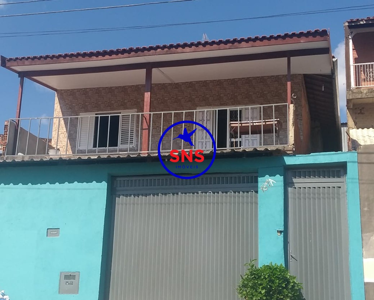 Casa à venda com 3 quartos, 180m² - Foto 1