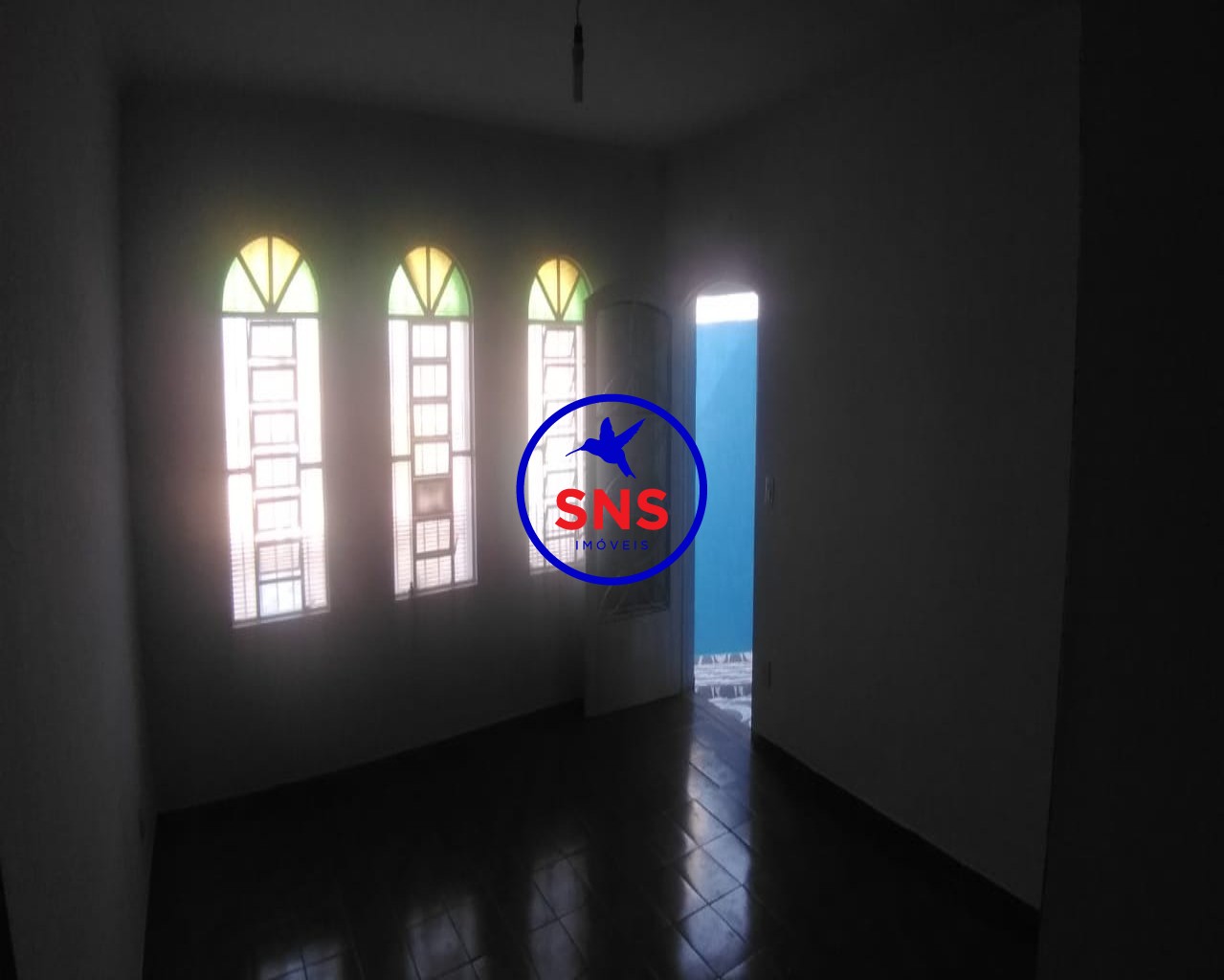 Casa à venda com 4 quartos, 200m² - Foto 14