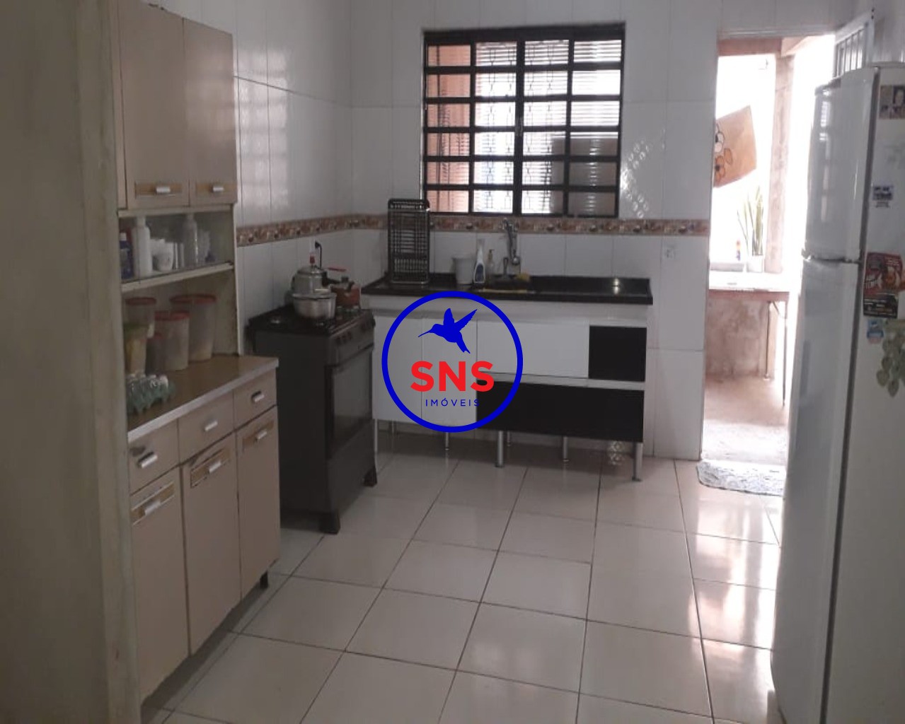 Casa à venda com 3 quartos, 180m² - Foto 4