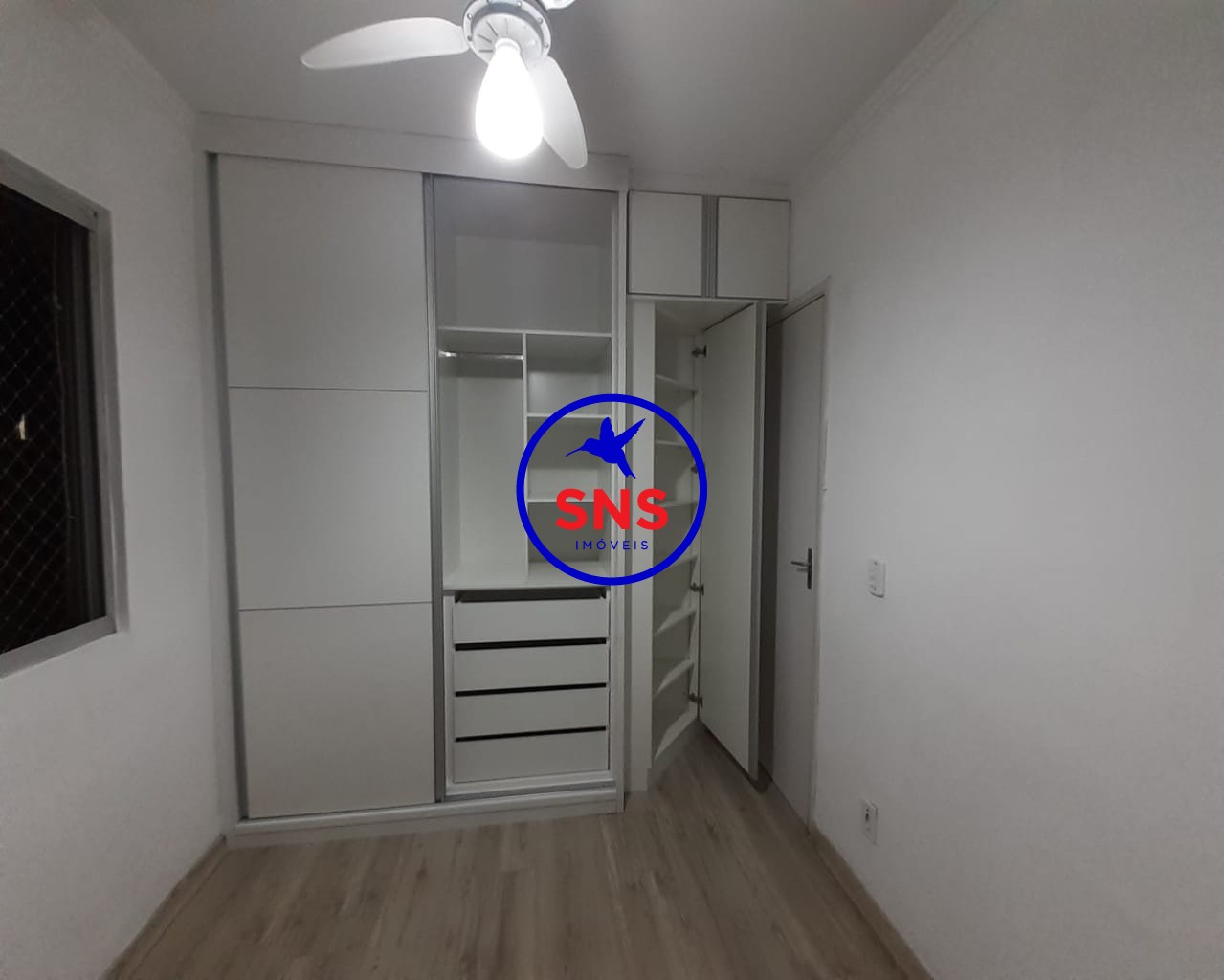 Apartamento à venda com 2 quartos, 45m² - Foto 3