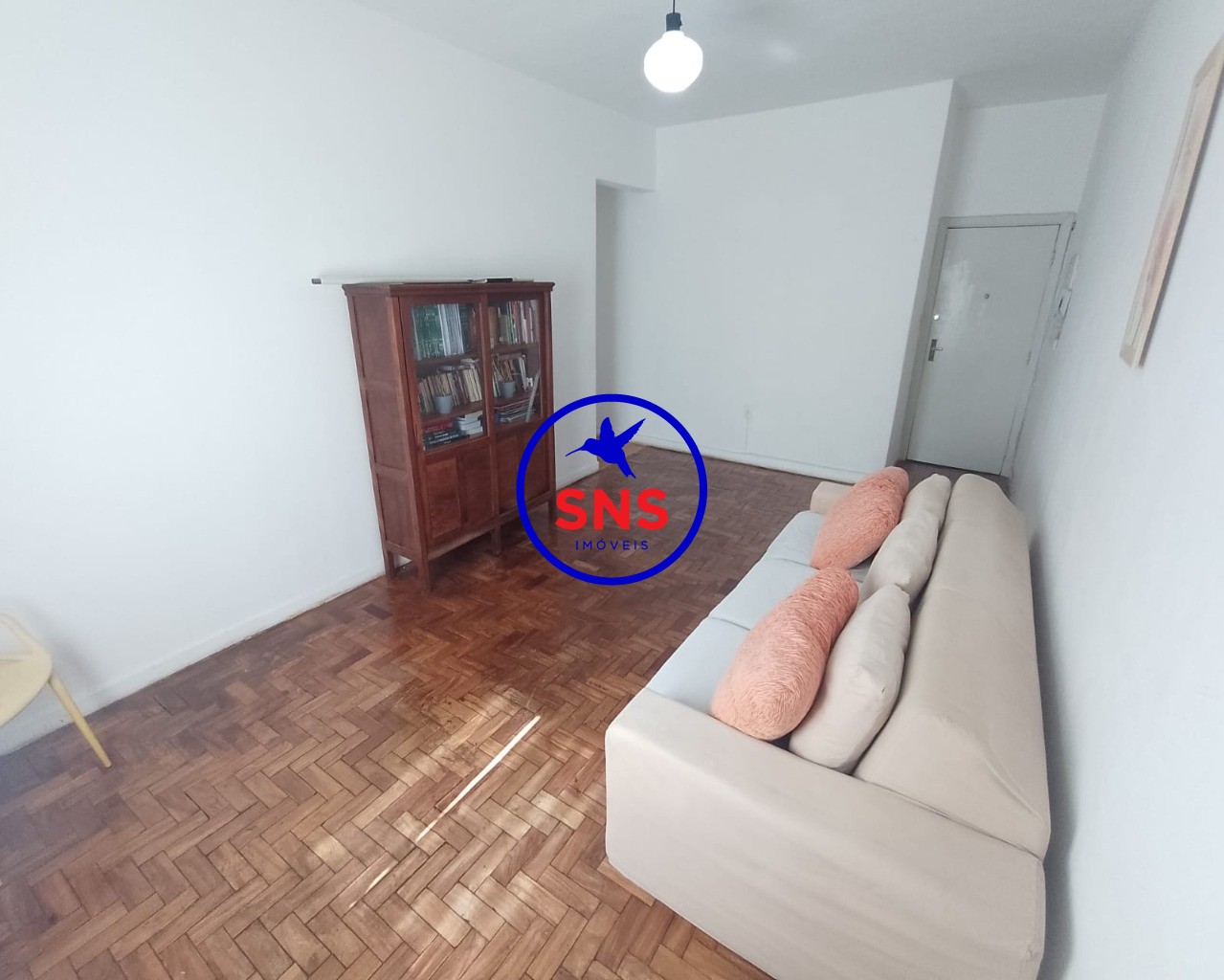 Apartamento à venda com 2 quartos, 80m² - Foto 2