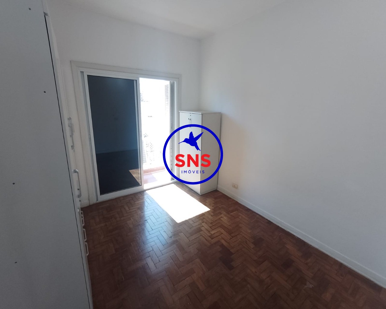 Apartamento à venda com 2 quartos, 80m² - Foto 7