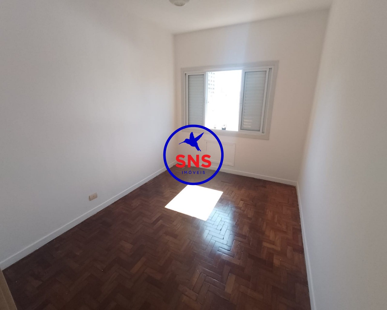 Apartamento à venda com 2 quartos, 80m² - Foto 4